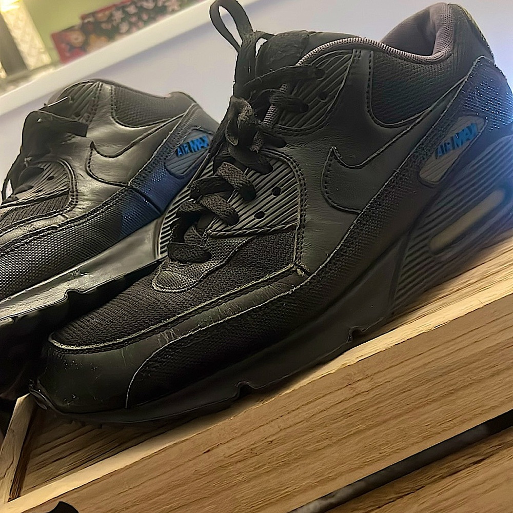 Men’s Nike Air Max 90 Triple Black size 11